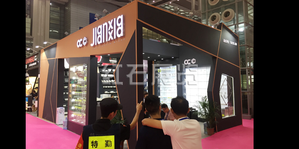 深圳礼品展建厦展台搭建现场图1